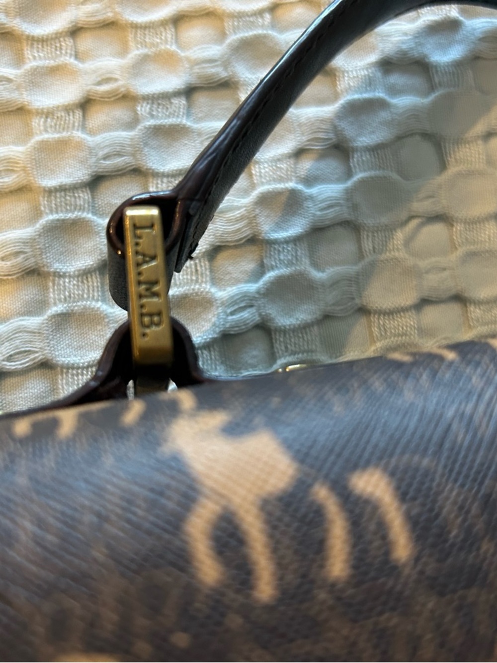 L.A.M.B. Crossbody Laptop Bag - Picture 3 of 11